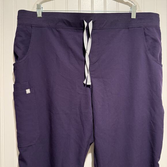 Figs Purple Scrub Set Casma Top Kade Cargo Pants NEW Size XXL - Picture 9 of 13